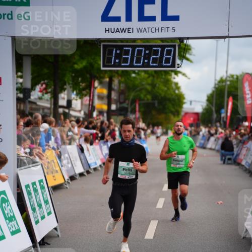 20.09.2026 - PSD Bank Halbmarathon LAZAROV Photography http://msf.ph/oto/10500714 20.09.2026 11:30:28 Ziel 1246, 2240, 2360, 2369, 3119 meine-sportfotos.de