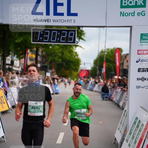 20.09.2026 - PSD Bank Halbmarathon LAZAROV Photography http://msf.ph/oto/10500732 20.09.2026 11:30:29 Ziel 1246, 2240, 2369, 3119 meine-sportfotos.de