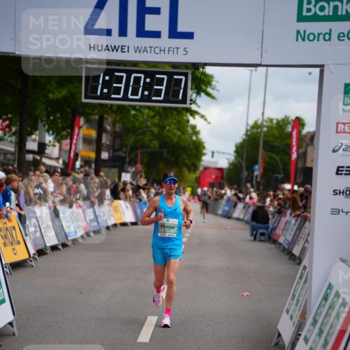 20.09.2026 - PSD Bank Halbmarathon LAZAROV Photography http://msf.ph/oto/10500756 20.09.2026 11:30:37 Ziel 1246, 2771 meine-sportfotos.de