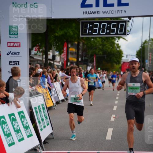 20.09.2026 - PSD Bank Halbmarathon LAZAROV Photography http://msf.ph/oto/10500847 20.09.2026 11:30:50 Ziel 1055, 4712 meine-sportfotos.de