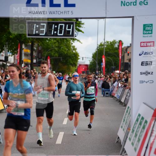 20.09.2026 - PSD Bank Halbmarathon LAZAROV Photography http://msf.ph/oto/10500975 20.09.2026 11:31:03 Ziel 1135, 1724, 3009, 4113, 4232, 4504, 4505 meine-sportfotos.de