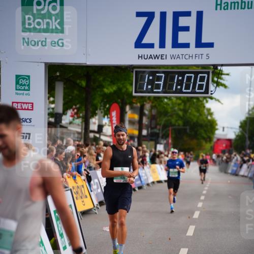 20.09.2026 - PSD Bank Halbmarathon LAZAROV Photography http://msf.ph/oto/10501006 20.09.2026 11:31:07 Ziel 1135, 1639, 1724, 3009, 3448, 4113, 4232, 4504 meine-sportfotos.de