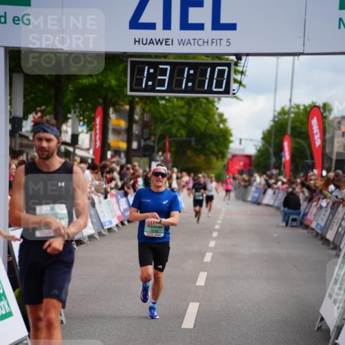 20.09.2026 - PSD Bank Halbmarathon LAZAROV Photography http://msf.ph/oto/10501020 20.09.2026 11:31:10 Ziel 1135, 1639, 1724, 3448, 4232, 4504 meine-sportfotos.de