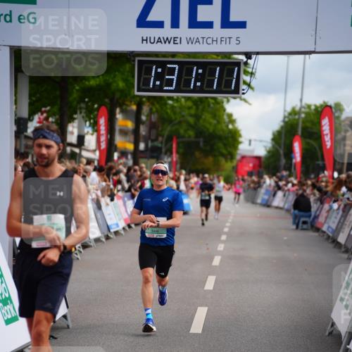 20.09.2026 - PSD Bank Halbmarathon LAZAROV Photography http://msf.ph/oto/10501023 20.09.2026 11:31:10 Ziel 1135, 1639, 1724, 3448, 4232, 4504 meine-sportfotos.de
