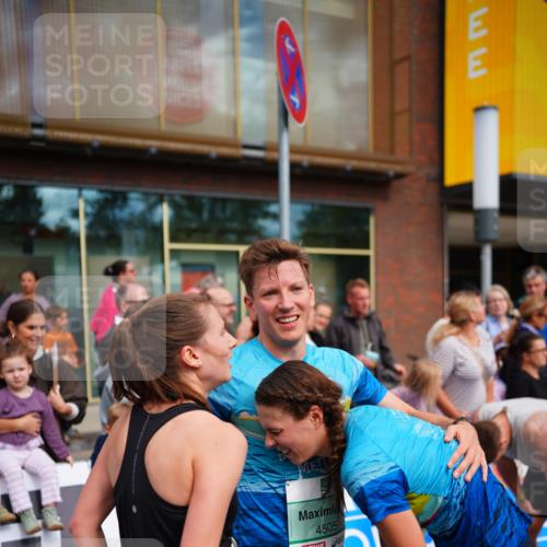 20.09.2026 - PSD Bank Halbmarathon LAZAROV Photography http://msf.ph/oto/10501036 20.09.2026 11:31:15 Ziel 1639, 2485, 3448 meine-sportfotos.de