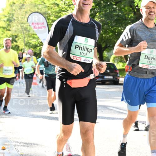 20.09.2026 - PSD Bank Halbmarathon Dr. Thomas Lammeyer http://msf.ph/oto/10501373 20.09.2026 10:55:03 Laufen 1058, 1121 meine-sportfotos.de