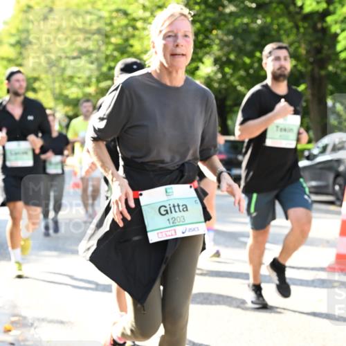 20.09.2026 - PSD Bank Halbmarathon Dr. Thomas Lammeyer http://msf.ph/oto/10501432 20.09.2026 10:55:12 Laufen 1203 meine-sportfotos.de
