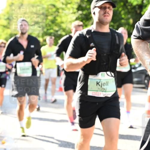 20.09.2026 - PSD Bank Halbmarathon Dr. Thomas Lammeyer http://msf.ph/oto/10501438 20.09.2026 10:55:12 Laufen 1997, 8, 2006 meine-sportfotos.de