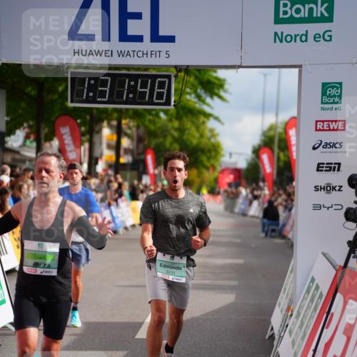 20.09.2026 - PSD Bank Halbmarathon LAZAROV Photography http://msf.ph/oto/10501499 20.09.2026 11:31:48 Ziel 2378, 3230, 3317, 3721, 4567, 4573 meine-sportfotos.de