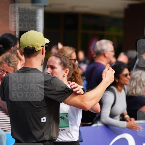 20.09.2026 - PSD Bank Halbmarathon LAZAROV Photography http://msf.ph/oto/10501572 20.09.2026 11:31:53 Ziel 3230, 3340, 3721, 4573 meine-sportfotos.de