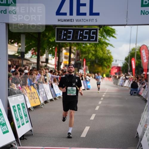 20.09.2026 - PSD Bank Halbmarathon LAZAROV Photography http://msf.ph/oto/10501594 20.09.2026 11:31:55 Ziel 3230, 3340, 3721, 4573 meine-sportfotos.de