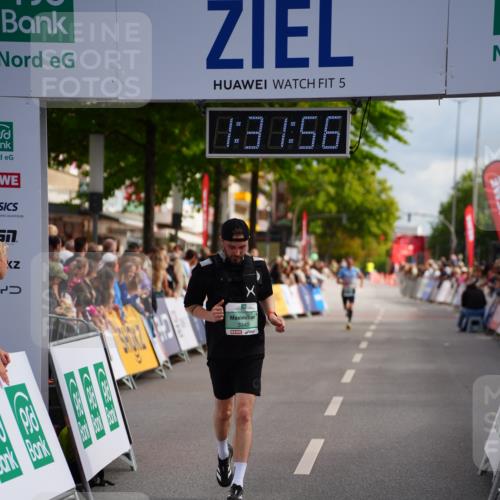 20.09.2026 - PSD Bank Halbmarathon LAZAROV Photography http://msf.ph/oto/10501638 20.09.2026 11:31:56 Ziel 3230, 3340, 3721 meine-sportfotos.de