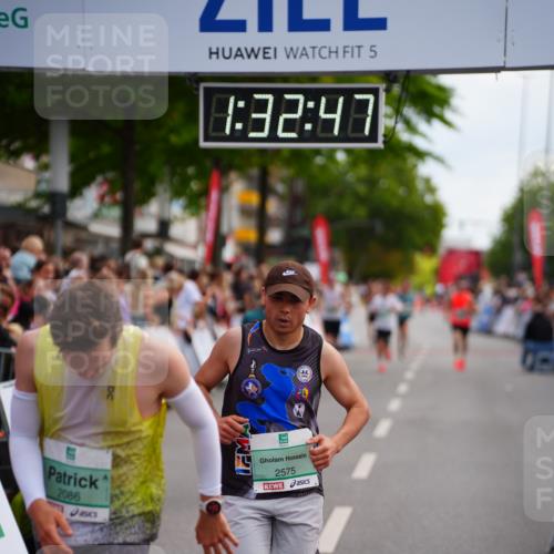 20.09.2026 - PSD Bank Halbmarathon LAZAROV Photography http://msf.ph/oto/10502074 20.09.2026 11:32:46 Ziel 1208, 2086, 2575, 2625 meine-sportfotos.de
