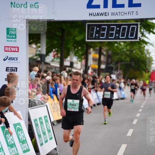 20.09.2026 - PSD Bank Halbmarathon LAZAROV Photography http://msf.ph/oto/10502138 20.09.2026 11:33:00 Ziel 1310, 1721, 1922, 2498, 3423, 3508 meine-sportfotos.de