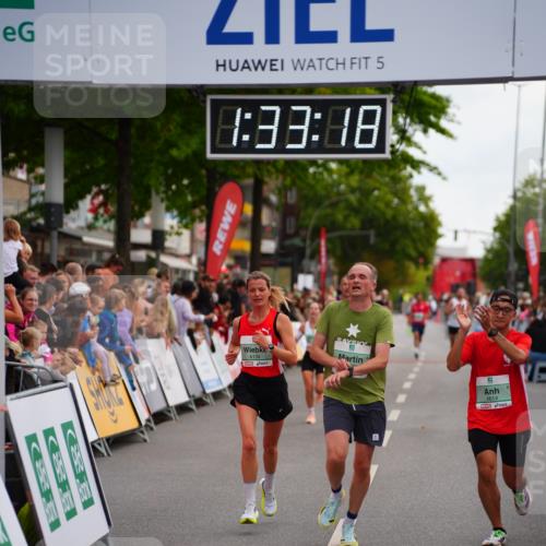 20.09.2026 - PSD Bank Halbmarathon LAZAROV Photography http://msf.ph/oto/10502229 20.09.2026 11:33:18 Ziel 1690, 1849, 2115, 3048, 3774, 3994, 4116, 4134, 4145, 4614 meine-sportfotos.de