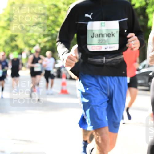 20.09.2026 - PSD Bank Halbmarathon Dr. Thomas Lammeyer http://msf.ph/oto/10502230 20.09.2026 10:57:10 Laufen 2236 meine-sportfotos.de