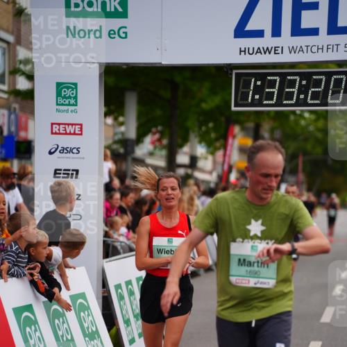 20.09.2026 - PSD Bank Halbmarathon LAZAROV Photography http://msf.ph/oto/10502256 20.09.2026 11:33:20 Ziel 1690, 1849, 2115, 3048, 3994, 4116, 4134, 4145, 4614 meine-sportfotos.de