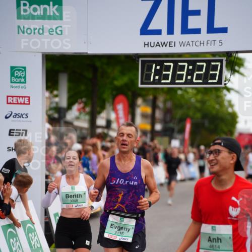 20.09.2026 - PSD Bank Halbmarathon LAZAROV Photography http://msf.ph/oto/10502277 20.09.2026 11:33:23 Ziel 1690, 2115, 2789, 3048, 4134, 4352, 4614 meine-sportfotos.de