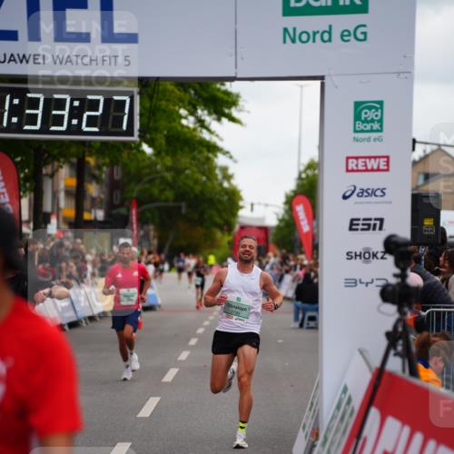 20.09.2026 - PSD Bank Halbmarathon LAZAROV Photography http://msf.ph/oto/10502288 20.09.2026 11:33:26 Ziel 1690, 1737, 2115, 2789, 3048, 4134, 4352, 4614 meine-sportfotos.de