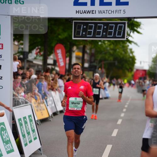 20.09.2026 - PSD Bank Halbmarathon LAZAROV Photography http://msf.ph/oto/10502307 20.09.2026 11:33:29 Ziel 1737, 2115, 2789, 3048, 4352 meine-sportfotos.de