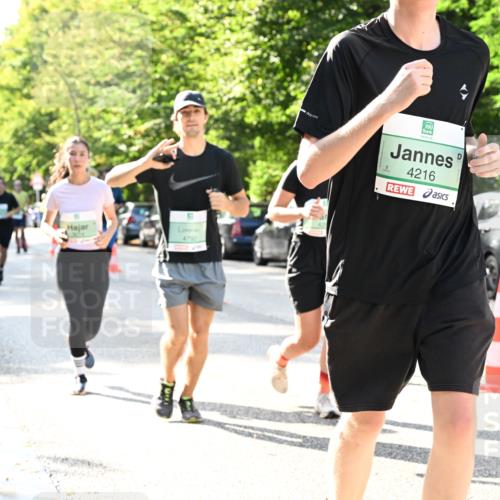20.09.2026 - PSD Bank Halbmarathon Dr. Thomas Lammeyer http://msf.ph/oto/10502340 20.09.2026 10:57:23 Laufen 4792, 4216, 2653 meine-sportfotos.de