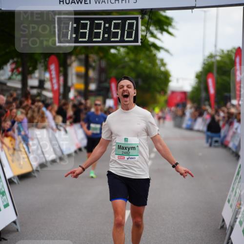 20.09.2026 - PSD Bank Halbmarathon LAZAROV Photography http://msf.ph/oto/10502375 20.09.2026 11:33:49 Ziel 2201, 2482, 2529, 4395 meine-sportfotos.de
