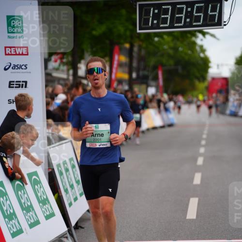 20.09.2026 - PSD Bank Halbmarathon LAZAROV Photography http://msf.ph/oto/10502407 20.09.2026 11:33:54 Ziel 2201, 2482 meine-sportfotos.de