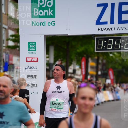 20.09.2026 - PSD Bank Halbmarathon LAZAROV Photography http://msf.ph/oto/10502461 20.09.2026 11:34:22 Ziel 1384, 1871, 2043, 2547, 2945, 4783 meine-sportfotos.de
