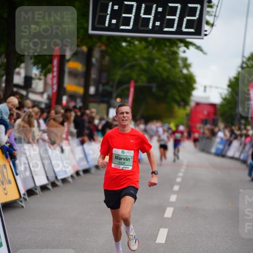 20.09.2026 - PSD Bank Halbmarathon LAZAROV Photography http://msf.ph/oto/10502483 20.09.2026 11:34:32 Ziel 3328 meine-sportfotos.de