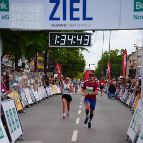 20.09.2026 - PSD Bank Halbmarathon LAZAROV Photography http://msf.ph/oto/10502514 20.09.2026 11:34:43 Ziel 4345, 4702 meine-sportfotos.de