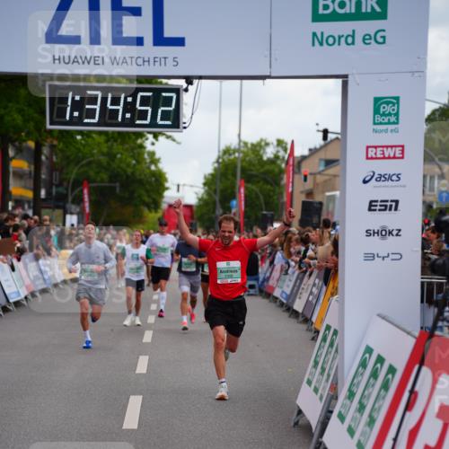 20.09.2026 - PSD Bank Halbmarathon LAZAROV Photography http://msf.ph/oto/10502534 20.09.2026 11:34:52 Ziel 1632, 2308, 2910, 3267, 4345, 4702 meine-sportfotos.de
