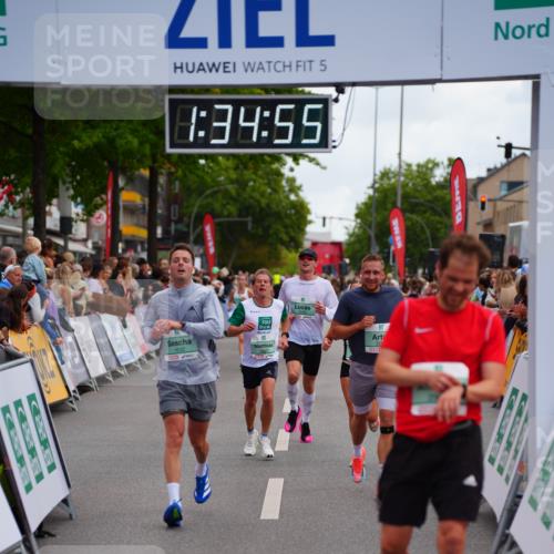 20.09.2026 - PSD Bank Halbmarathon LAZAROV Photography http://msf.ph/oto/10502556 20.09.2026 11:34:54 Ziel 1535, 1632, 2308, 2910, 3267, 4297, 4345 meine-sportfotos.de