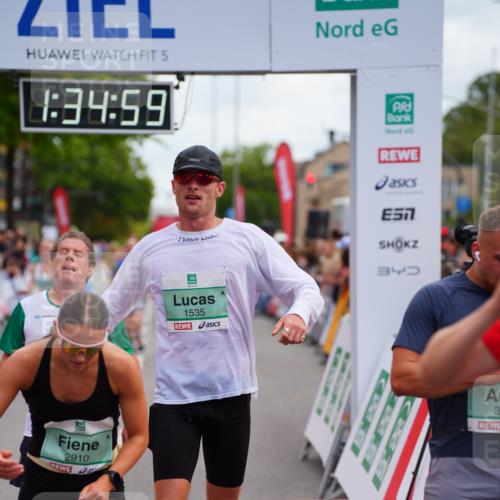 20.09.2026 - PSD Bank Halbmarathon LAZAROV Photography http://msf.ph/oto/10502592 20.09.2026 11:34:58 Ziel 1535, 1632, 1930, 2159, 2308, 2352, 2910, 3267, 4297 meine-sportfotos.de