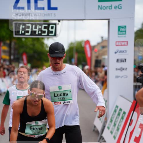 20.09.2026 - PSD Bank Halbmarathon LAZAROV Photography http://msf.ph/oto/10502594 20.09.2026 11:34:59 Ziel 1535, 1632, 1930, 2159, 2308, 2352, 2910, 3267, 4297 meine-sportfotos.de