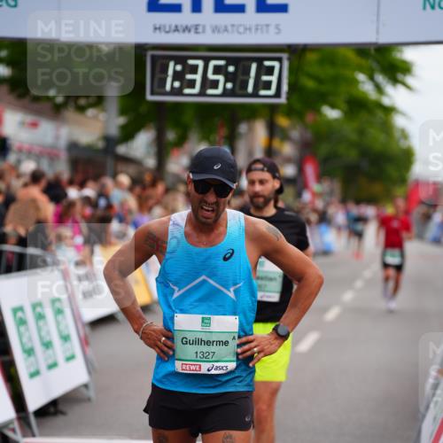 20.09.2026 - PSD Bank Halbmarathon LAZAROV Photography http://msf.ph/oto/10502664 20.09.2026 11:35:12 Ziel 1050, 1195, 1327, 1377, 1673, 1708, 3001, 3067 meine-sportfotos.de