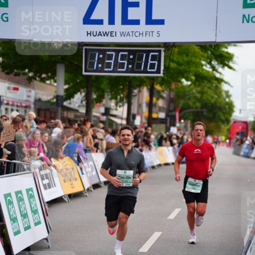 20.09.2026 - PSD Bank Halbmarathon LAZAROV Photography http://msf.ph/oto/10502676 20.09.2026 11:35:15 Ziel 1050, 1327, 1377, 1673, 1708, 3001, 3067 meine-sportfotos.de