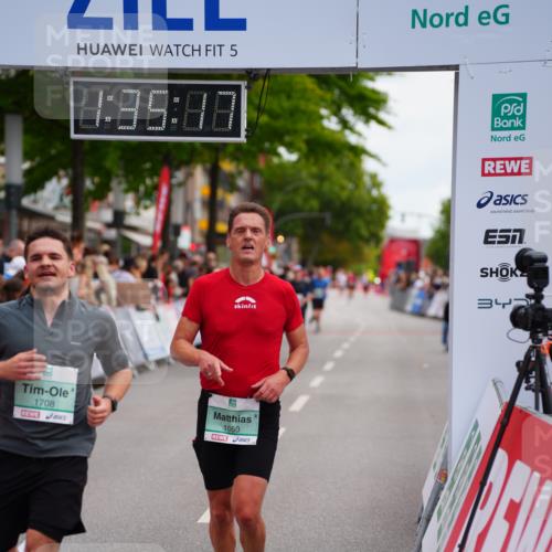 20.09.2026 - PSD Bank Halbmarathon LAZAROV Photography http://msf.ph/oto/10502691 20.09.2026 11:35:17 Ziel 1050, 1377, 1673, 1708, 3001, 3067 meine-sportfotos.de
