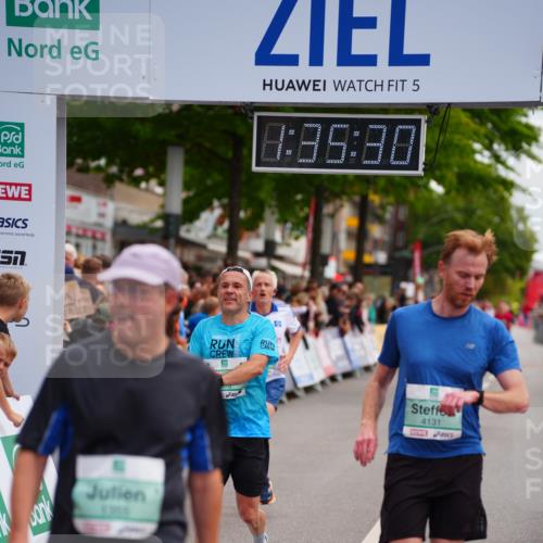 20.09.2026 - PSD Bank Halbmarathon LAZAROV Photography http://msf.ph/oto/10502736 20.09.2026 11:35:30 Ziel 1355, 2525, 3878, 4131 meine-sportfotos.de
