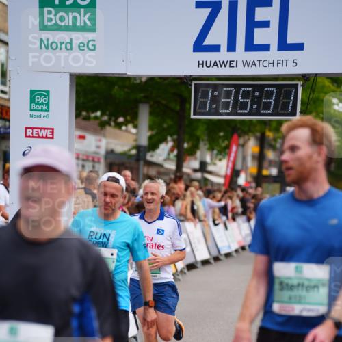 20.09.2026 - PSD Bank Halbmarathon LAZAROV Photography http://msf.ph/oto/10502752 20.09.2026 11:35:31 Ziel 1355, 2525, 3878, 4131 meine-sportfotos.de
