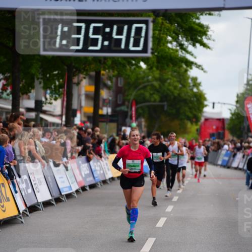 20.09.2026 - PSD Bank Halbmarathon LAZAROV Photography http://msf.ph/oto/10502784 20.09.2026 11:35:40 Ziel 1520, 4649 meine-sportfotos.de