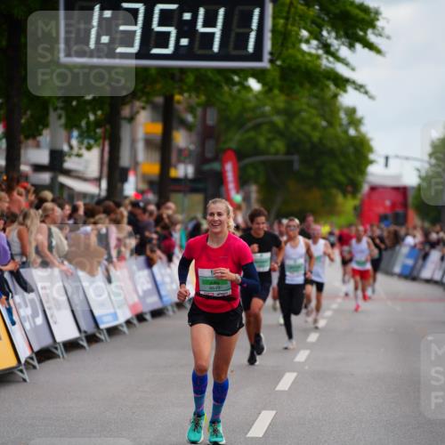 20.09.2026 - PSD Bank Halbmarathon LAZAROV Photography http://msf.ph/oto/10502795 20.09.2026 11:35:41 Ziel 1520, 4649 meine-sportfotos.de