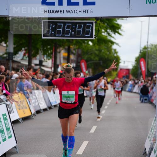 20.09.2026 - PSD Bank Halbmarathon LAZAROV Photography http://msf.ph/oto/10502803 20.09.2026 11:35:43 Ziel 1520, 4075, 4076, 4649 meine-sportfotos.de