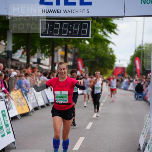 20.09.2026 - PSD Bank Halbmarathon LAZAROV Photography http://msf.ph/oto/10502808 20.09.2026 11:35:43 Ziel 1520, 4075, 4076, 4649 meine-sportfotos.de