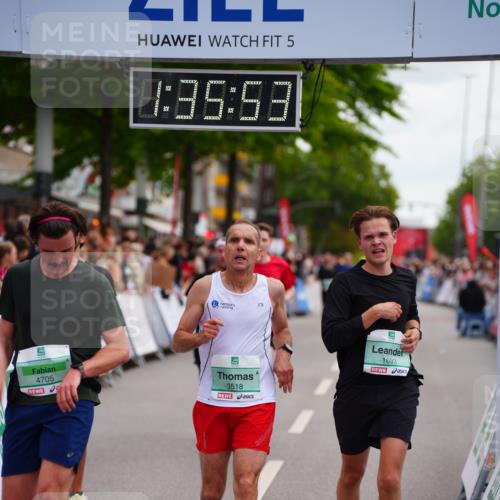 20.09.2026 - PSD Bank Halbmarathon LAZAROV Photography http://msf.ph/oto/10502866 20.09.2026 11:35:53 Ziel 1429, 1614, 1693, 1838, 2244, 2379, 3518, 4075, 4076, 4705 meine-sportfotos.de