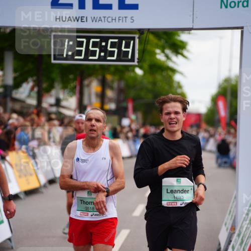 20.09.2026 - PSD Bank Halbmarathon LAZAROV Photography http://msf.ph/oto/10502876 20.09.2026 11:35:54 Ziel 1429, 1614, 1693, 1838, 2244, 2379, 3518, 4075, 4076, 4705 meine-sportfotos.de