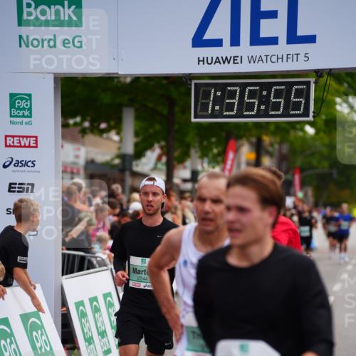 20.09.2026 - PSD Bank Halbmarathon LAZAROV Photography http://msf.ph/oto/10502887 20.09.2026 11:35:55 Ziel 1429, 1614, 1693, 1838, 2244, 2379, 3518, 4705 meine-sportfotos.de