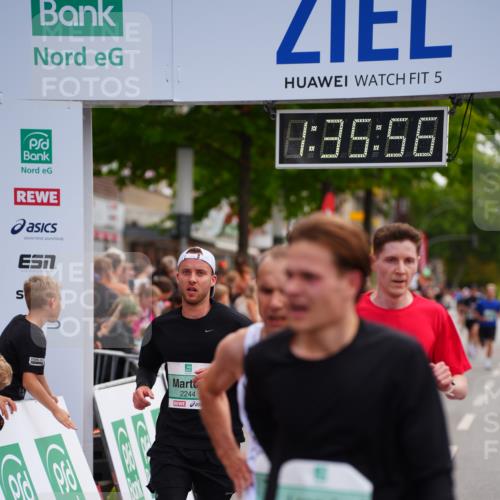 20.09.2026 - PSD Bank Halbmarathon LAZAROV Photography http://msf.ph/oto/10502890 20.09.2026 11:35:55 Ziel 1429, 1614, 1693, 1838, 2244, 2379, 3518, 4705 meine-sportfotos.de
