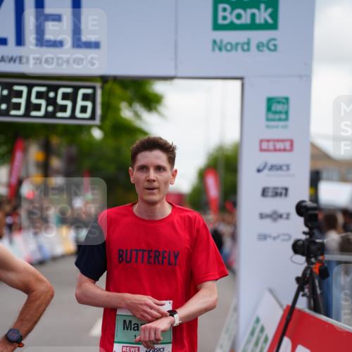 20.09.2026 - PSD Bank Halbmarathon LAZAROV Photography http://msf.ph/oto/10502892 20.09.2026 11:35:56 Ziel 1429, 1614, 1693, 1838, 2244, 2379, 3518, 4705 meine-sportfotos.de