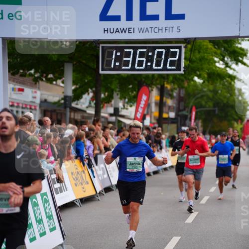 20.09.2026 - PSD Bank Halbmarathon LAZAROV Photography http://msf.ph/oto/10502909 20.09.2026 11:36:02 Ziel 1105, 1739, 1838, 2056, 2244, 2349, 2848 meine-sportfotos.de