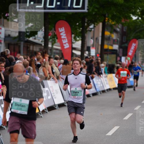 20.09.2026 - PSD Bank Halbmarathon LAZAROV Photography http://msf.ph/oto/10502973 20.09.2026 11:36:16 Ziel 1781, 2109, 2306, 3176, 4500 meine-sportfotos.de